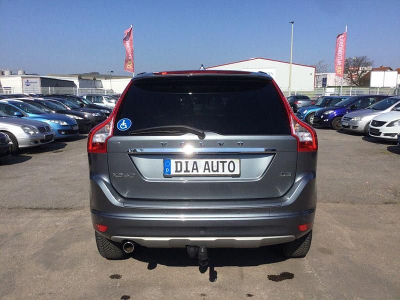Gebraucht Volvo XC60 Summum 150 PS (110 kW) 2017 Grau SUV