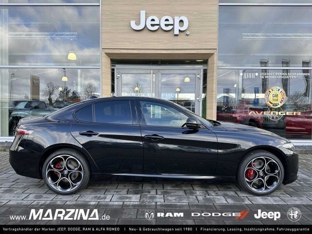 Nero vulcano Gebraucht 2025 Alfa Romeo Giulia Veloce Limousine | 54.890 € - Bild 1/4