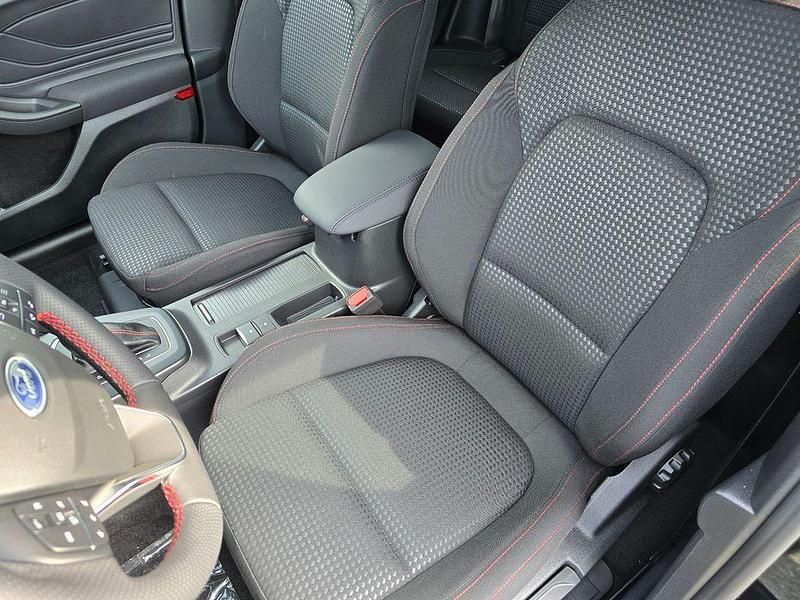 Gebraucht Ford Focus ST-Line X 155 PS (114 kW) 2025 Schwarz Limousine