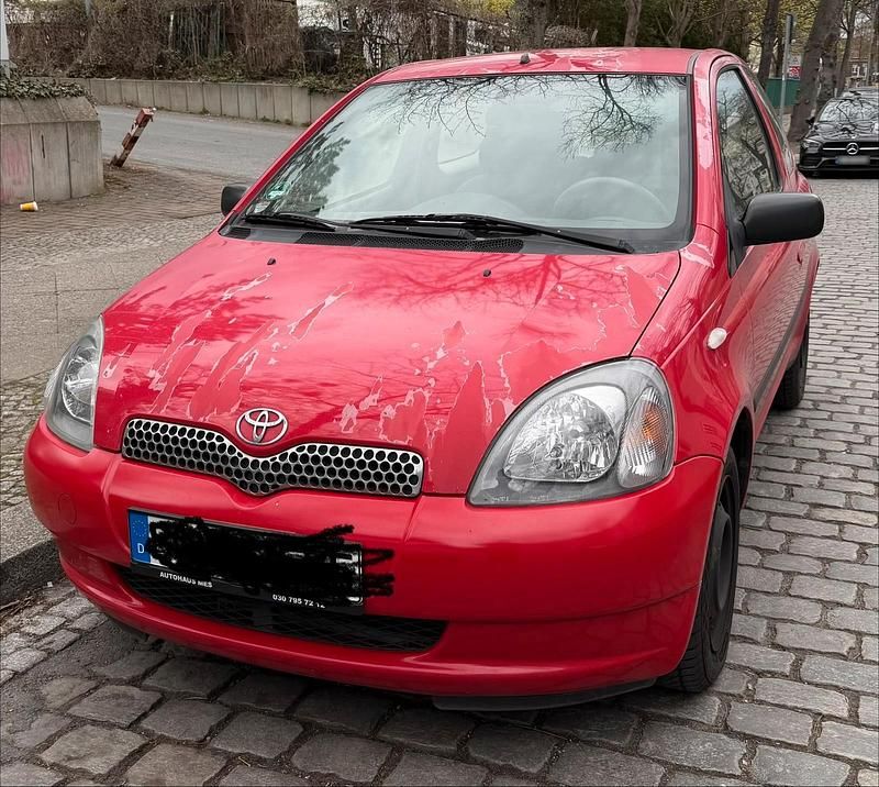 Gebraucht Toyota Yaris 70 PS (51 kW) 2000 Rot Kleinwagen