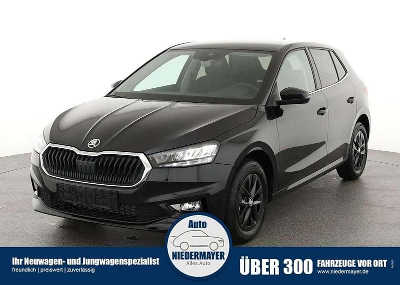 Graphite grau metallic Gebraucht 2024 Skoda Fabia Selection Kleinwagen | 18.495 € (Fairer Preis) - Bild 1/4