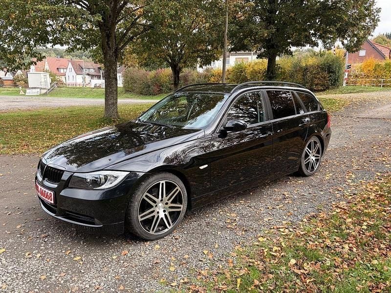Schwarz Gebraucht 2006 BMW 325 Performance Kombi | 8.490 € (Fairer Preis) - Bild 1/4
