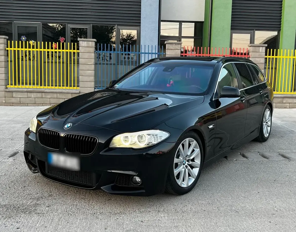 Gebraucht BMW 530 M Sport 258 PS (189 kW) 2012 Schwarz Kombi