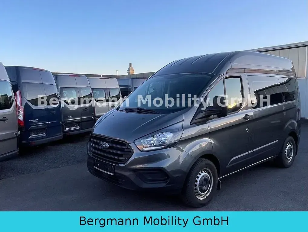 Gebraucht Ford Transit Custom 105 PS (77 kW) 2018 Grau Van / Kleinbus