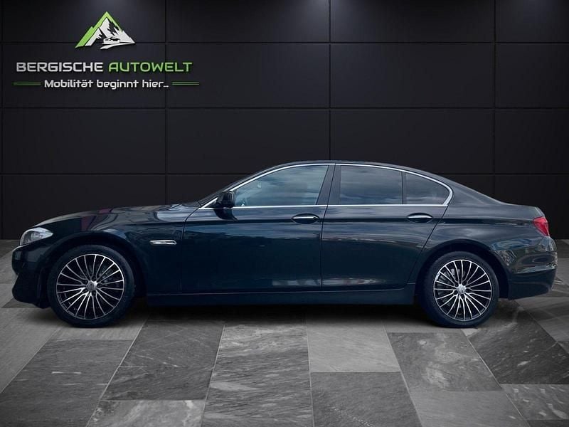 Gebraucht BMW 523 204 PS (150 kW) 2011 Schwarz Limousine