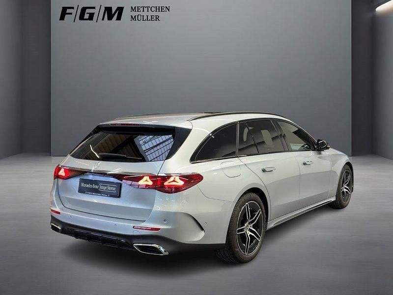 Gebraucht Mercedes E200 Advanced Plus 204 PS (150 kW) 2024 Silber Limousine