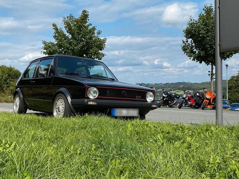 Gebraucht VW Golf GTI 112 PS (82 kW) 1982 Schwarz Coupé