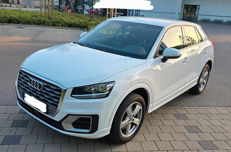 Gebraucht Audi Q2 Sport 116 PS (85 kW) 2017 Weiß SUV