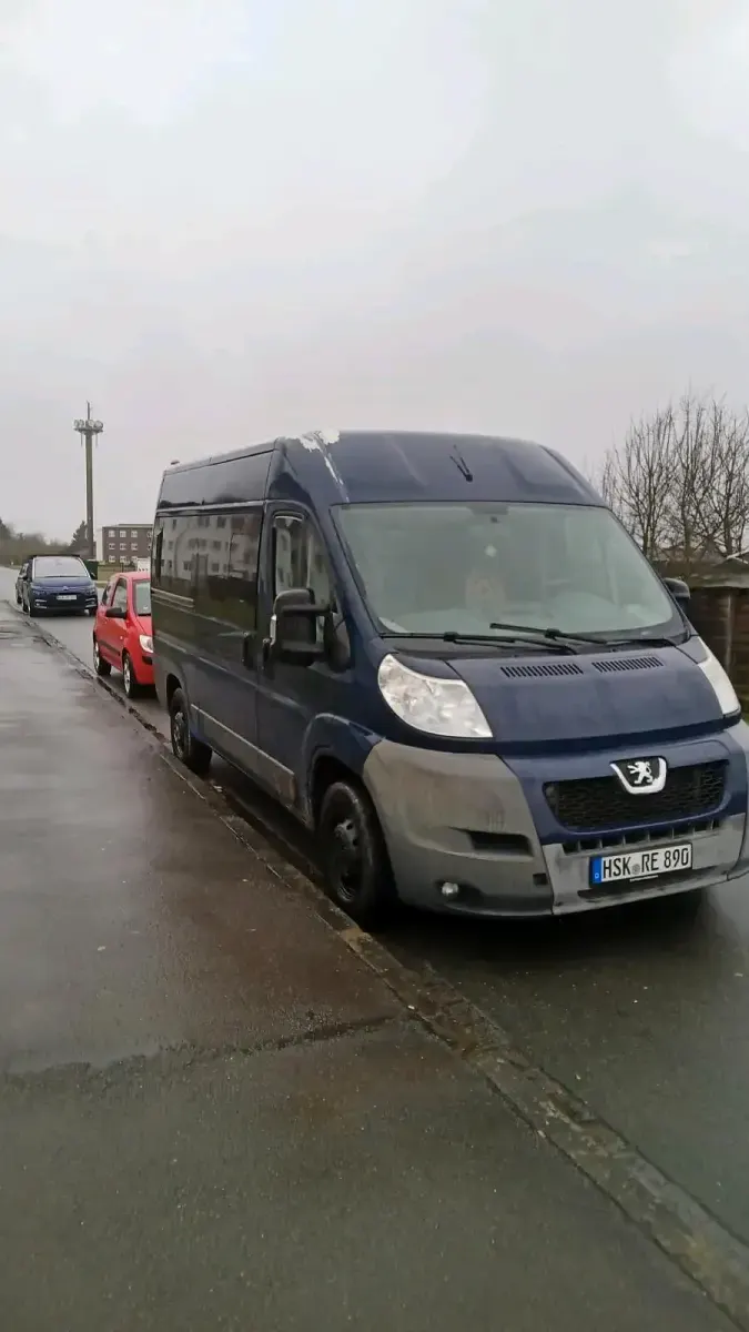 Gebraucht Peugeot Boxer 128 PS (94 kW) 2010 Blau Van
