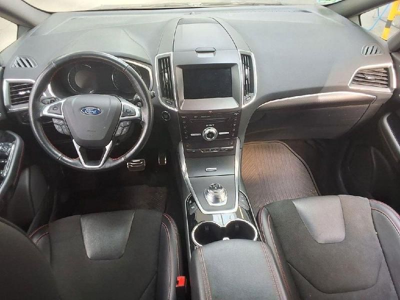Grau Gebraucht 2020 Ford S-MAX ST-Line Van / Kleinbus | 19.890 € (Teuer) - Bild 1/3
