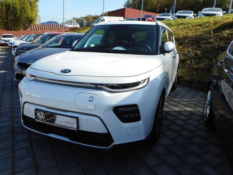 Weiß Gebraucht 2019 Kia Soul EV Spirit SUV | 25.850 € - Bild 1/4