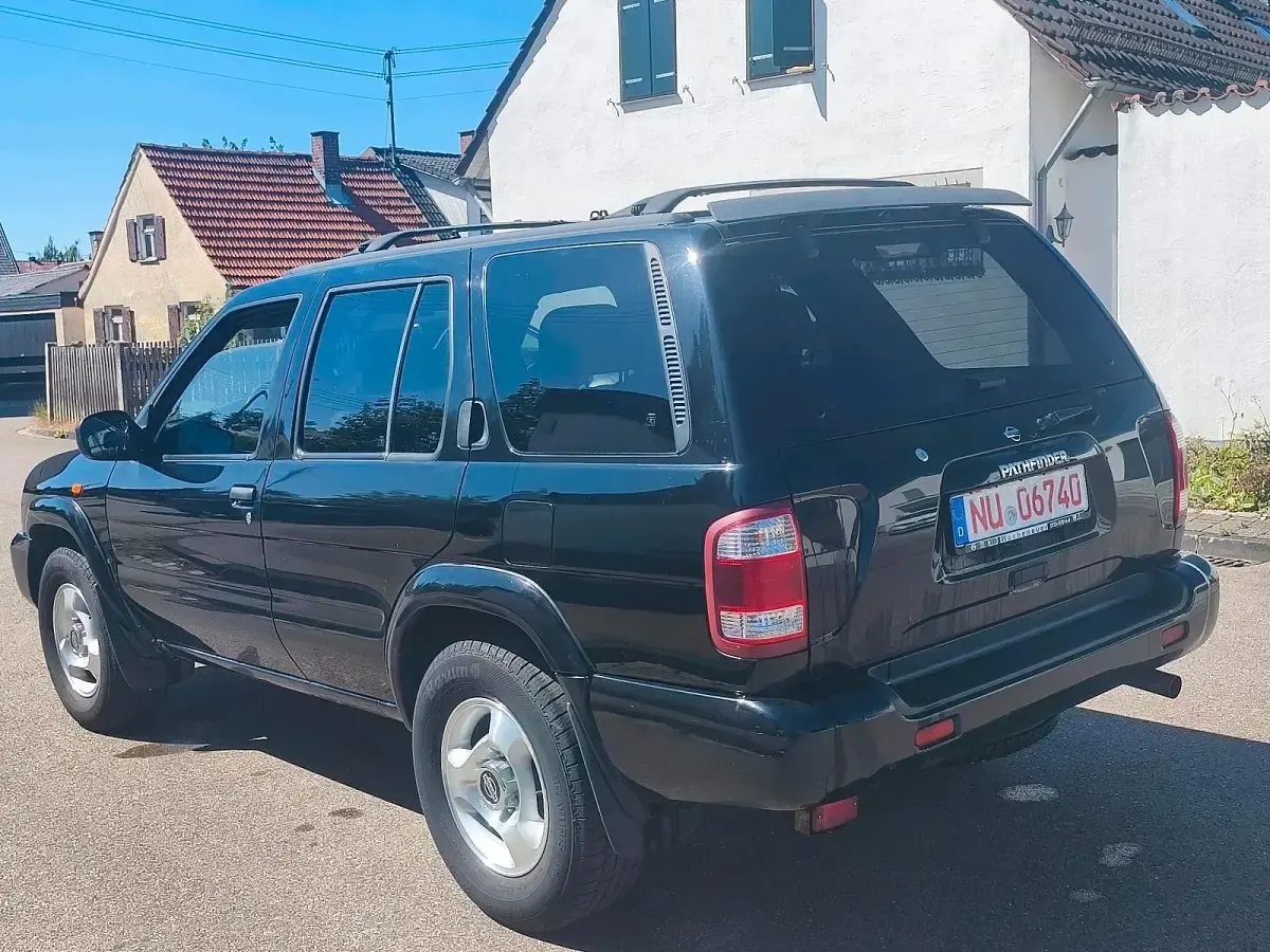 Gebraucht Nissan Pathfinder 220 PS (161 kW) 2001 Schwarz SUV