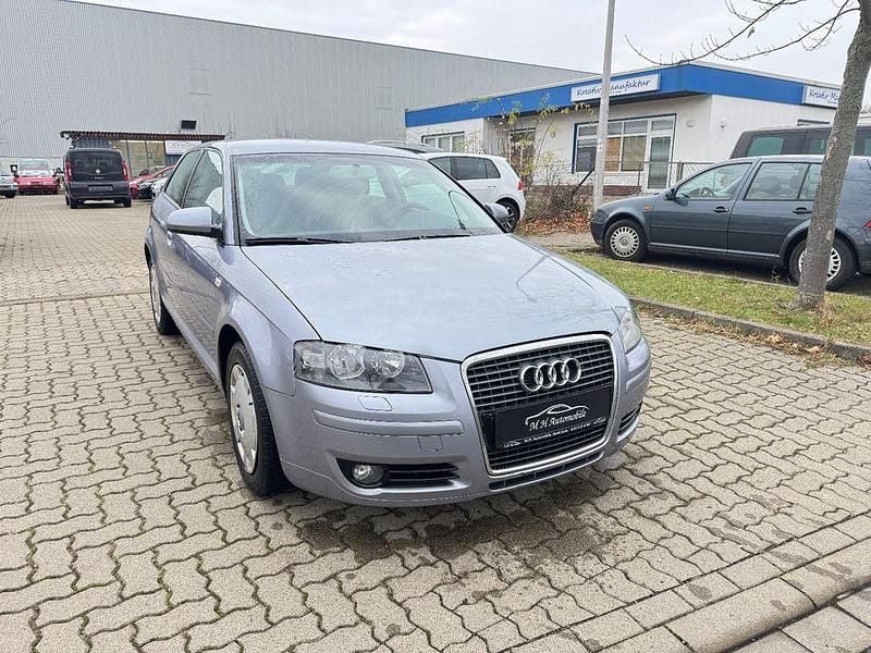 Gebraucht Audi A3 Attraction 102 PS (75 kW) 2004 Silber Kleinwagen