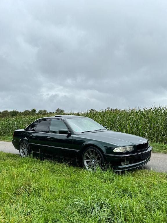 Grün Gebraucht 2000 BMW 728 Limousine | 12.500 € (Teuer) - Bild 1/4