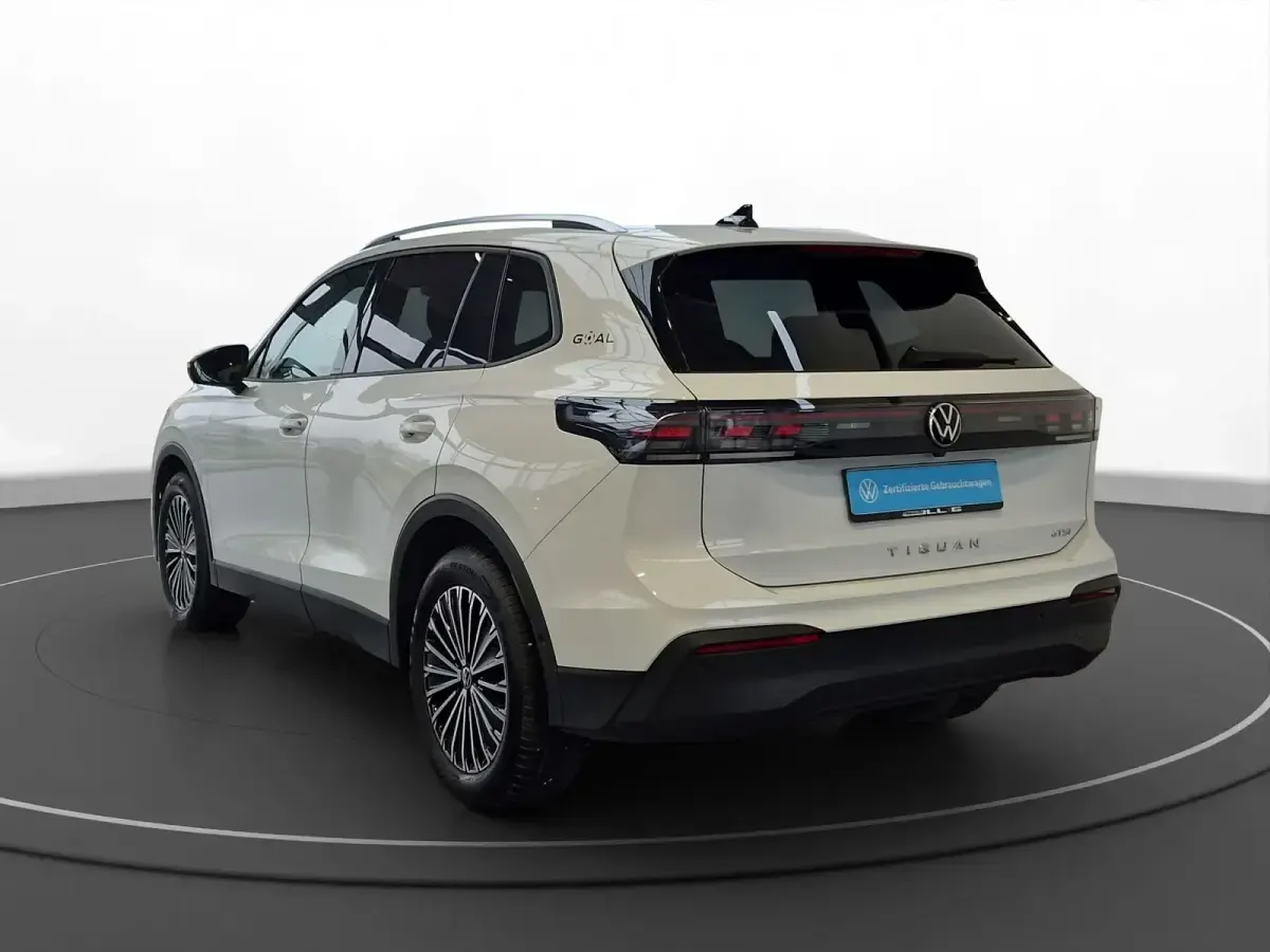 Gebraucht VW Tiguan Goal 150 PS (110 kW) 2025 Pure white SUV