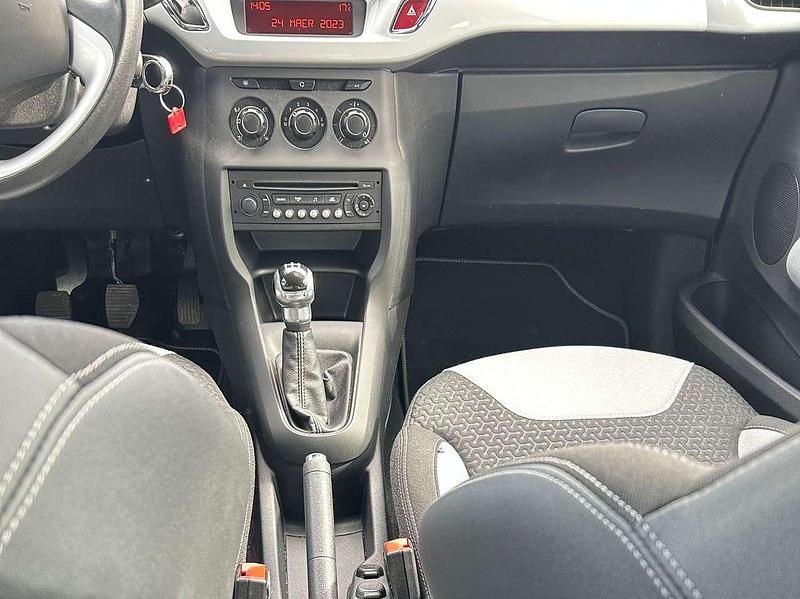 Gebraucht DS Automobiles DS3 Chic 82 PS (60 kW) 2013 Polarweiss Cabrio