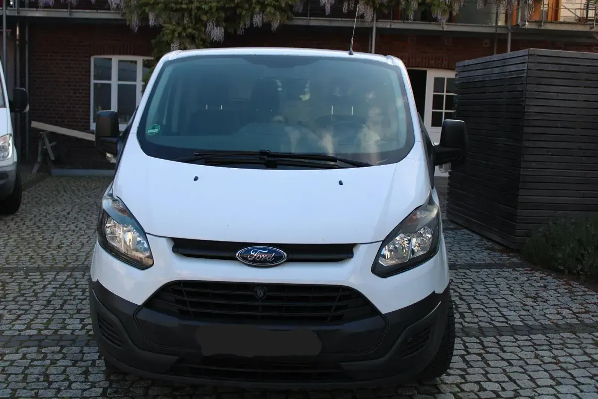 Gebraucht Ford Transit Custom 101 PS (74 kW) 2016 Weiß Van / Kleinbus