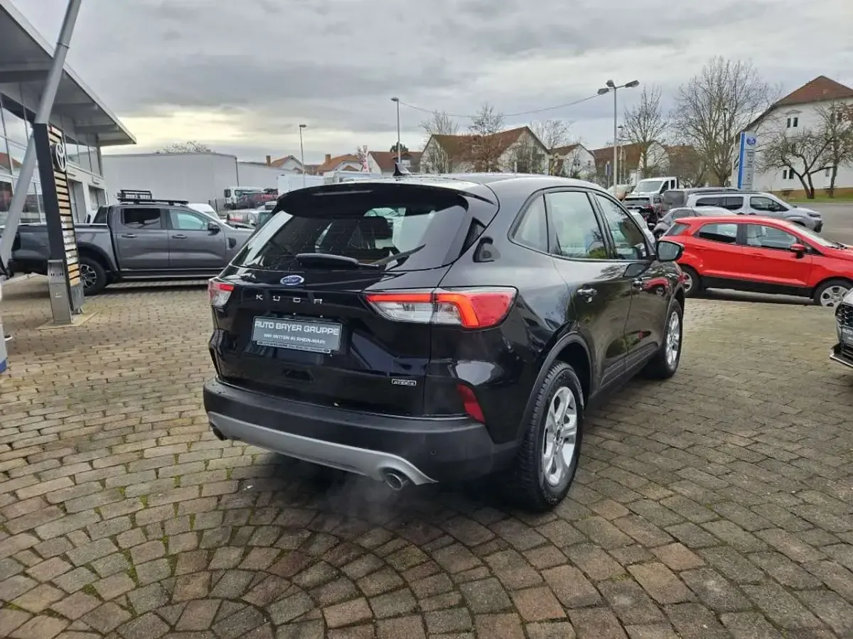Gebraucht Ford Kuga Cool & Connect 224 PS (164 kW) 2022 Agate black metallic SUV