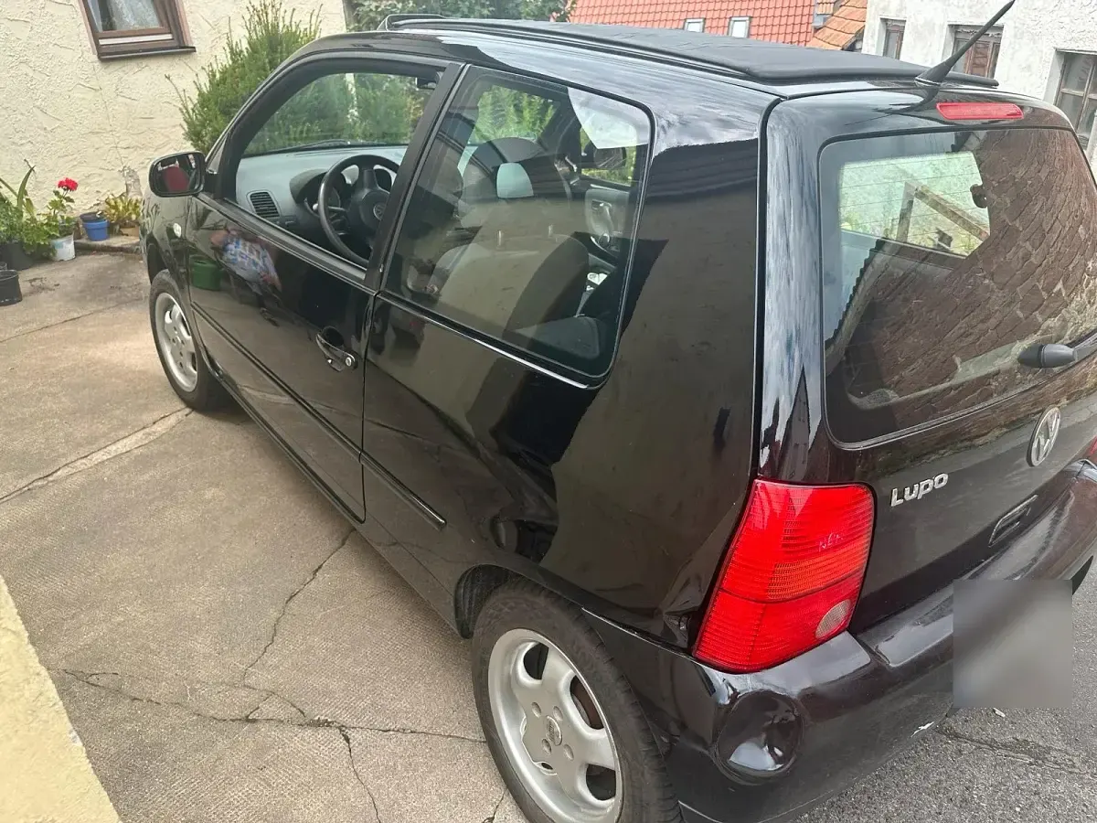Gebraucht VW Lupo 60 PS (44 kW) 2003 Schwarz Kleinwagen