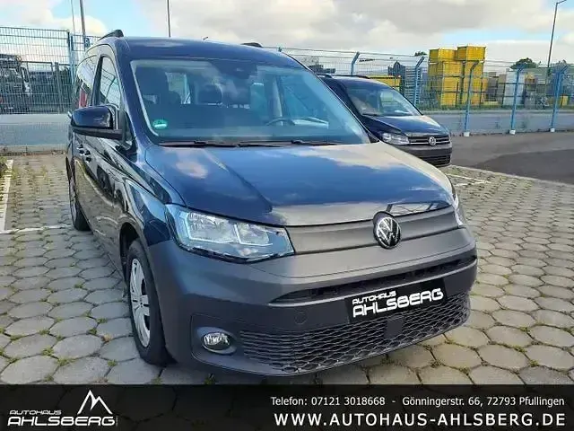 Gebraucht VW Caddy 122 PS (89 kW) 2022 Starlight blue Van / Kleinbus