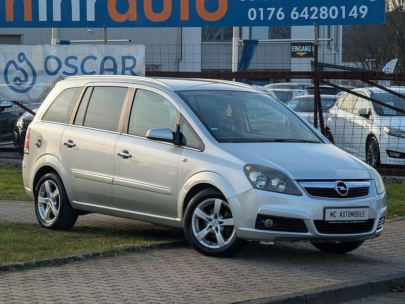 Gebraucht Opel Zafira Edition 140 PS (102 kW) 2007 Silber Van / Kleinbus