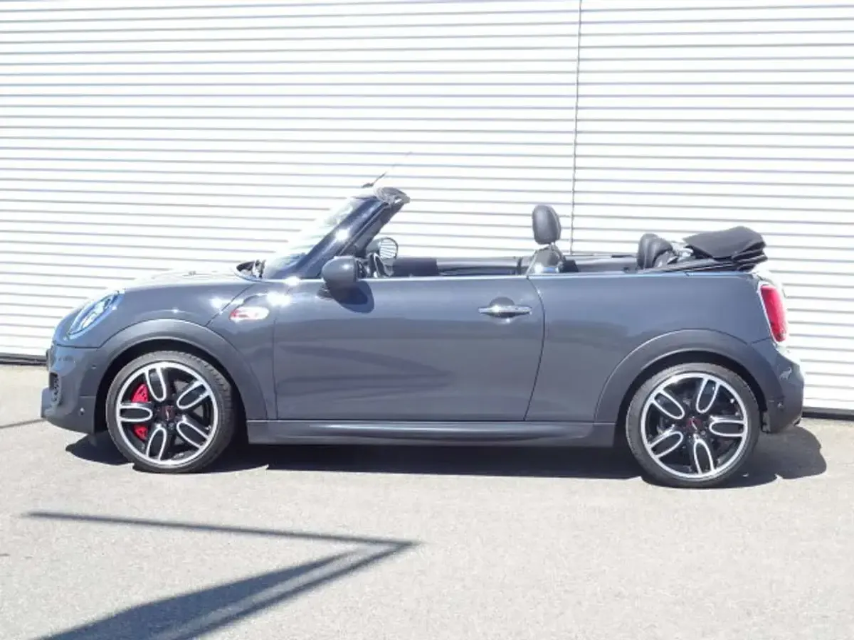 Gebraucht Mini John Cooper Works 231 PS (169 kW) 2019 Grau Kleinwagen