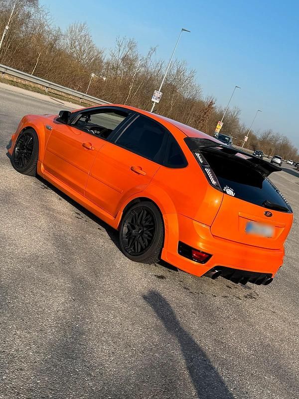 Gebraucht Ford Focus ST 250 PS (183 kW) 2006 Orange Limousine