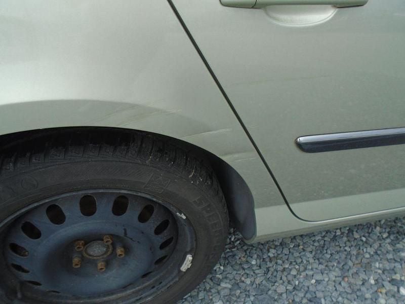 Gebraucht Peugeot 407 Platinum 158 PS (116 kW) 2005 Gold Kombi