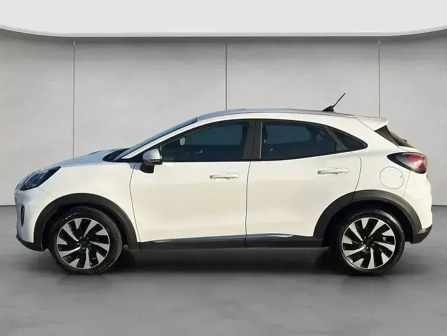 Używany Ford Puma Titanium 125 KM (91 kW) 2023 Biały SUV