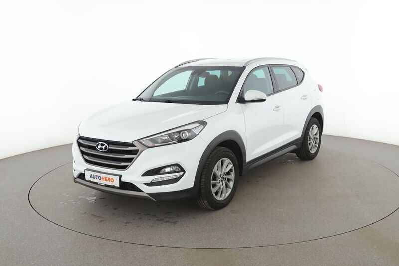 Weiß Gebraucht 2016 Hyundai Tucson Intro Edition SUV | 14.820 € (Fairer Preis) - Bild 1/4