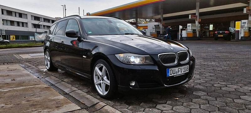 Schwarz Gebraucht 2010 BMW 325 Kombi | 5.700 € (Fairer Preis) - Bild 1/4