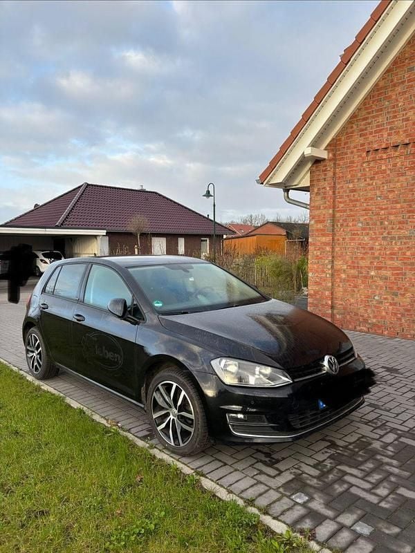 Gebraucht VW Golf VII Allstar 110 PS (80 kW) 2016 Schwarz Limousine