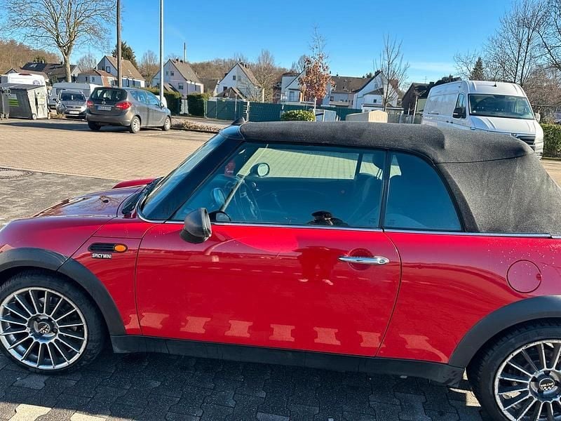 Gebraucht Mini Cooper Cabriolet 95 PS (69 kW) 2005 Rot Cabrio
