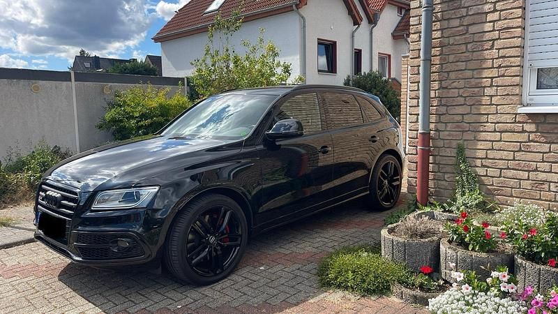 Schwarz Gebraucht 2015 Audi SQ5 SUV | 20.500 € (Superpreis) - Bild 1/4
