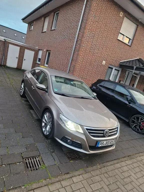 Gebraucht VW CC 143 PS (105 kW) 2009 Beige Limousine