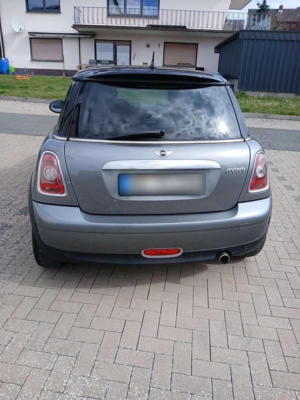 Gebraucht Mini Cooper 122 PS (89 kW) 2010 Grau Kleinwagen