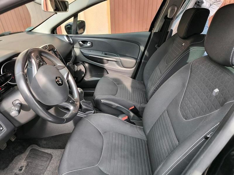 Gebraucht Renault Clio IV 90 PS (66 kW) 2016 Schwarz Kleinwagen
