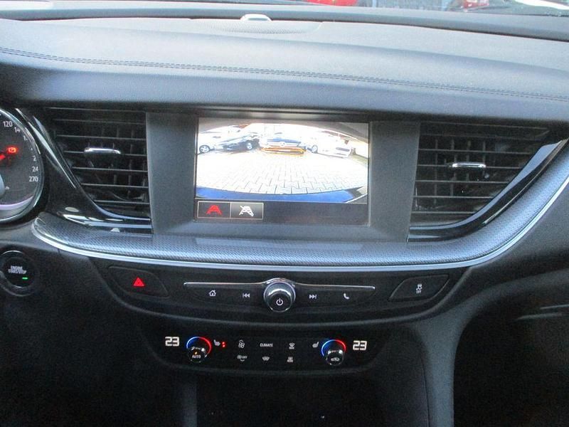 Gebraucht Opel Insignia 122 PS (89 kW) 2020 Schwarz Limousine