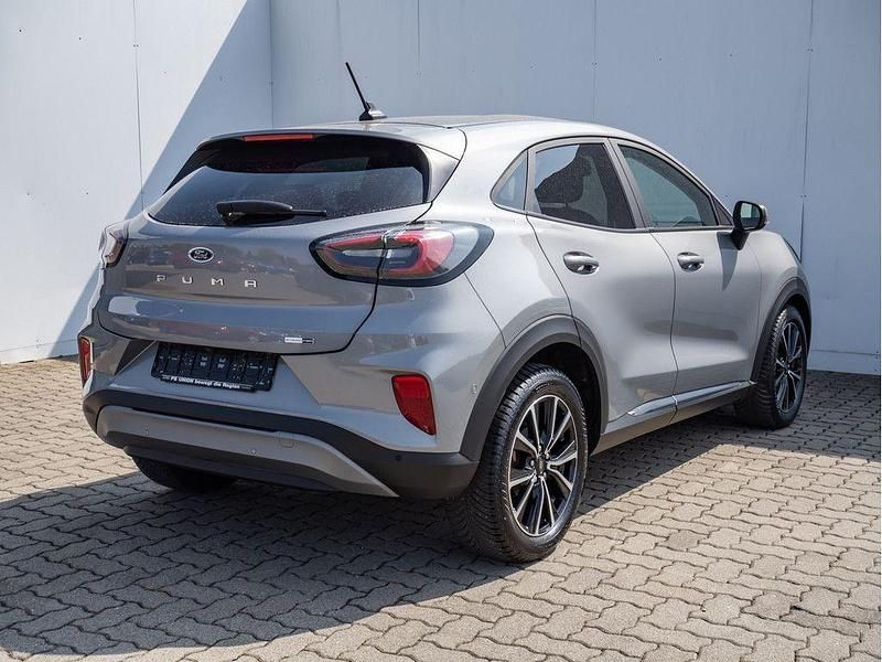 Gebraucht Ford Puma Titanium 125 PS (91 kW) 2022 Silber / solarsilber SUV