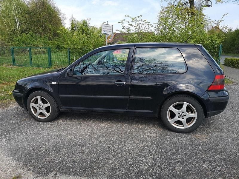 Gebraucht VW Golf III 75 PS (55 kW) 1998 Schwarz Limousine