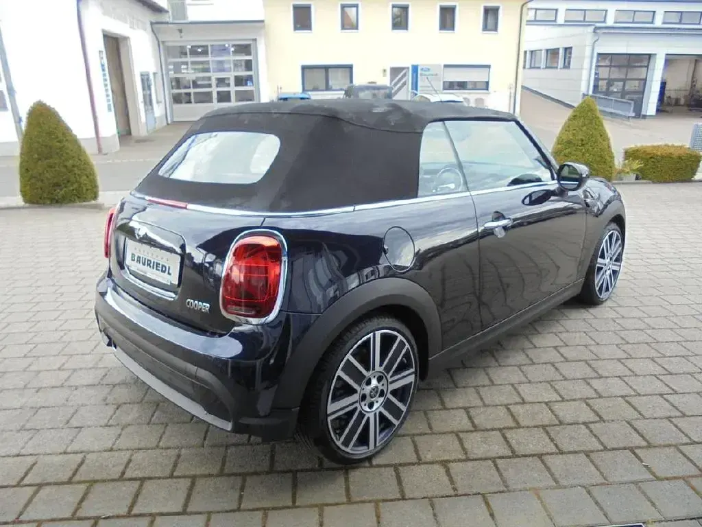 Usado Mini Cooper Cabriolet 136 CV (100 kW) 2024 Negro Descapotable