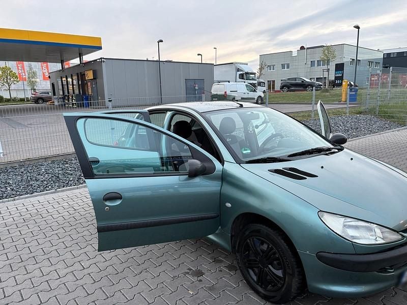 Używany Peugeot 206 74 KM (54 kW) 2004 Zielony Hatchback