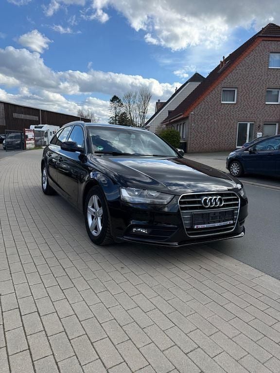 Gebraucht Audi A4 Ambition 150 PS (110 kW) 2014 Schwarz Kombi