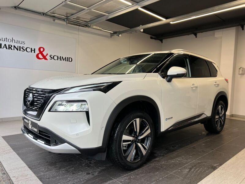 Weiß Gebraucht 2024 Nissan X-Trail Tekna SUV | 42.970 € - Bild 1/4