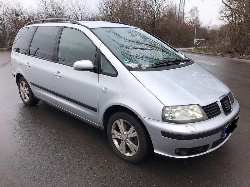 Gebraucht Seat Alhambra 116 PS (85 kW) 2008 Silber Van / Kleinbus