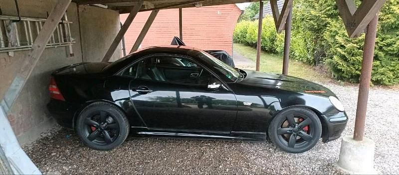 Gebraucht Mercedes 170 163 PS (119 kW) 2003 Schwarz Cabrio