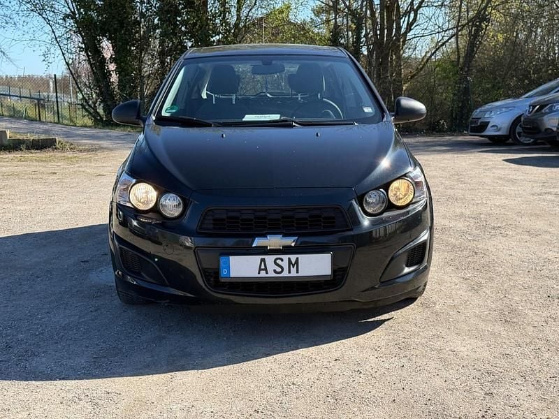 Gebraucht Chevrolet Aveo 80 PS (58 kW) 2013 Schwarz Kleinwagen