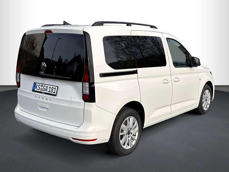 Gebraucht VW Caddy Life 102 PS (75 kW) 2025 Candyweiß Van / Kleinbus