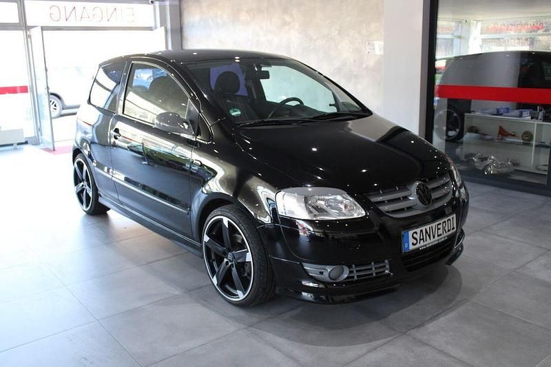 Gebraucht VW Fox 54 PS (39 kW) 2007 Schwarz Kleinwagen