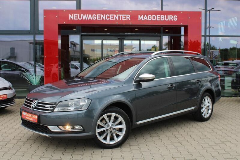 Islandgrau perleffekt Gebraucht 2013 VW Passat Alltrack Kombi | 6.490 € - Bild 1/4
